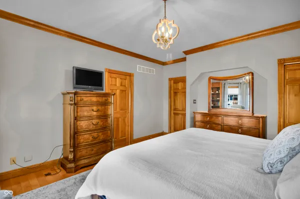 $625,000 | 10232 Highway 129, Cross Plains, IN 47017