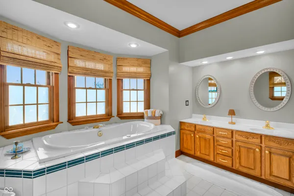 $625,000 | 10232 Highway 129, Cross Plains, IN 47017