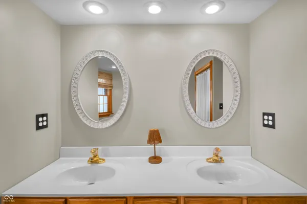 $625,000 | 10232 Highway 129, Cross Plains, IN 47017