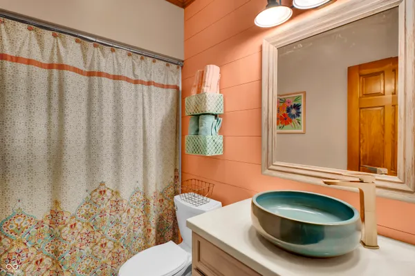 $625,000 | 10232 Highway 129, Cross Plains, IN 47017