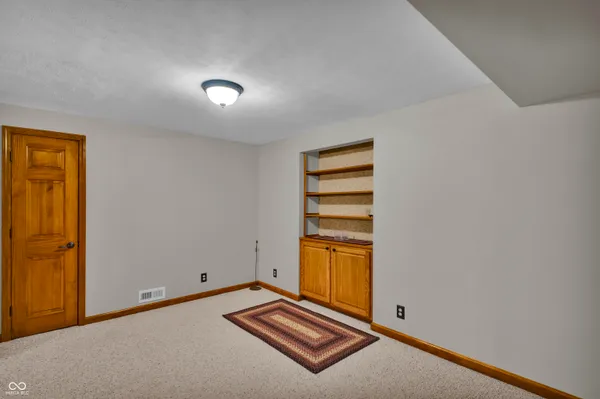 $625,000 | 10232 Highway 129, Cross Plains, IN 47017