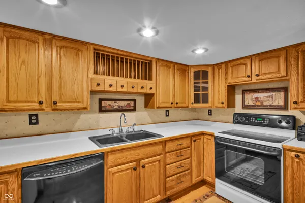 $625,000 | 10232 Highway 129, Cross Plains, IN 47017