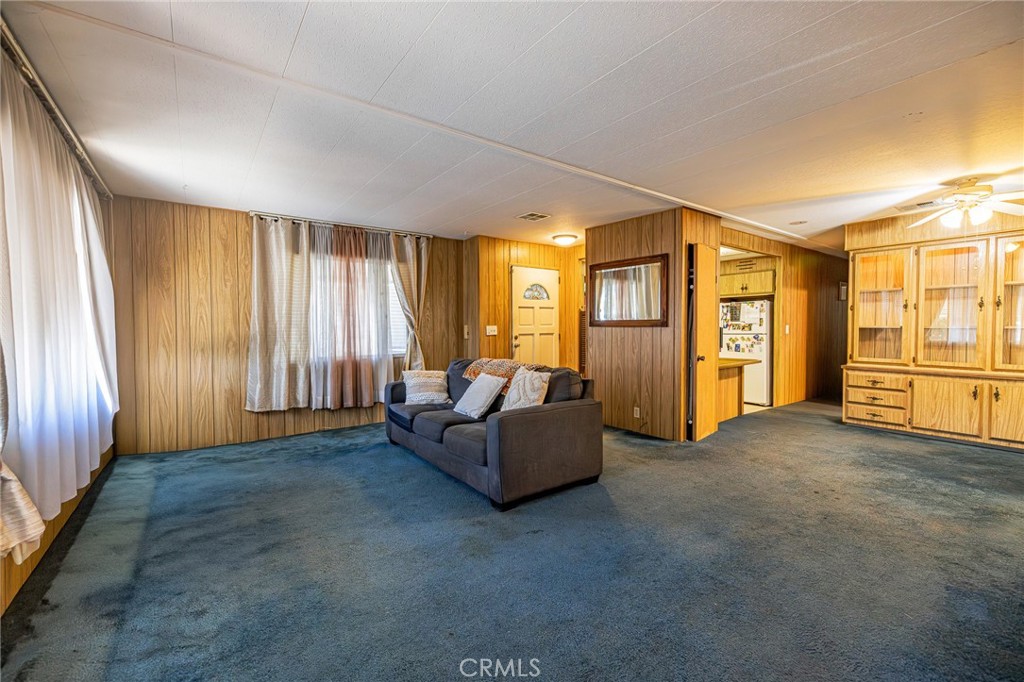 300 North Rampart Street, Unit 79 Orange, CA 92868 - Photo 7 of 14 Living room