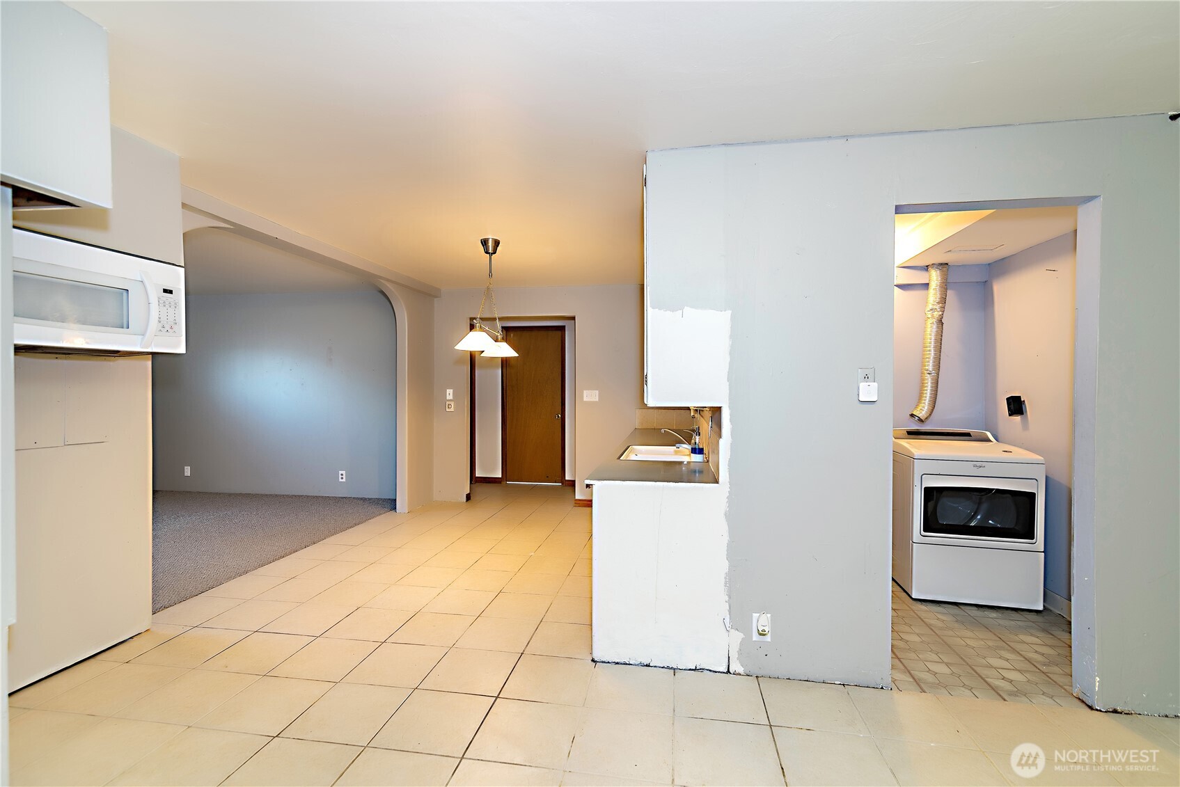 1171 Cleman Road Ellensburg, WA 98926 - Photo 22 of 38 a view of kitchen and utility room
