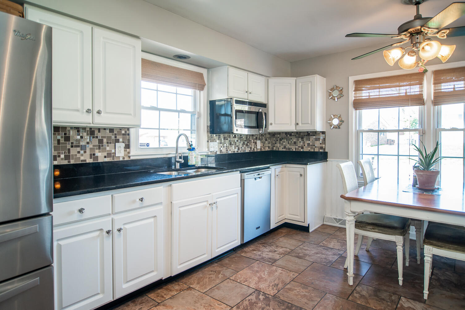 568 Shaftsbury Road Lexington, KY 40505 - Photo 8 of 49 Shaftsbury-35