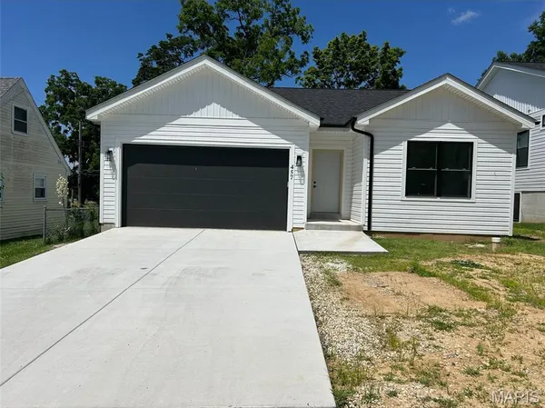 $459,900 | 457 Rosedale Terrace, Ballwin, MO 63021