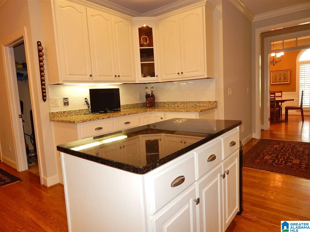 120 Kingsley Court Alabaster, AL 35007 - Photo 17 of 50