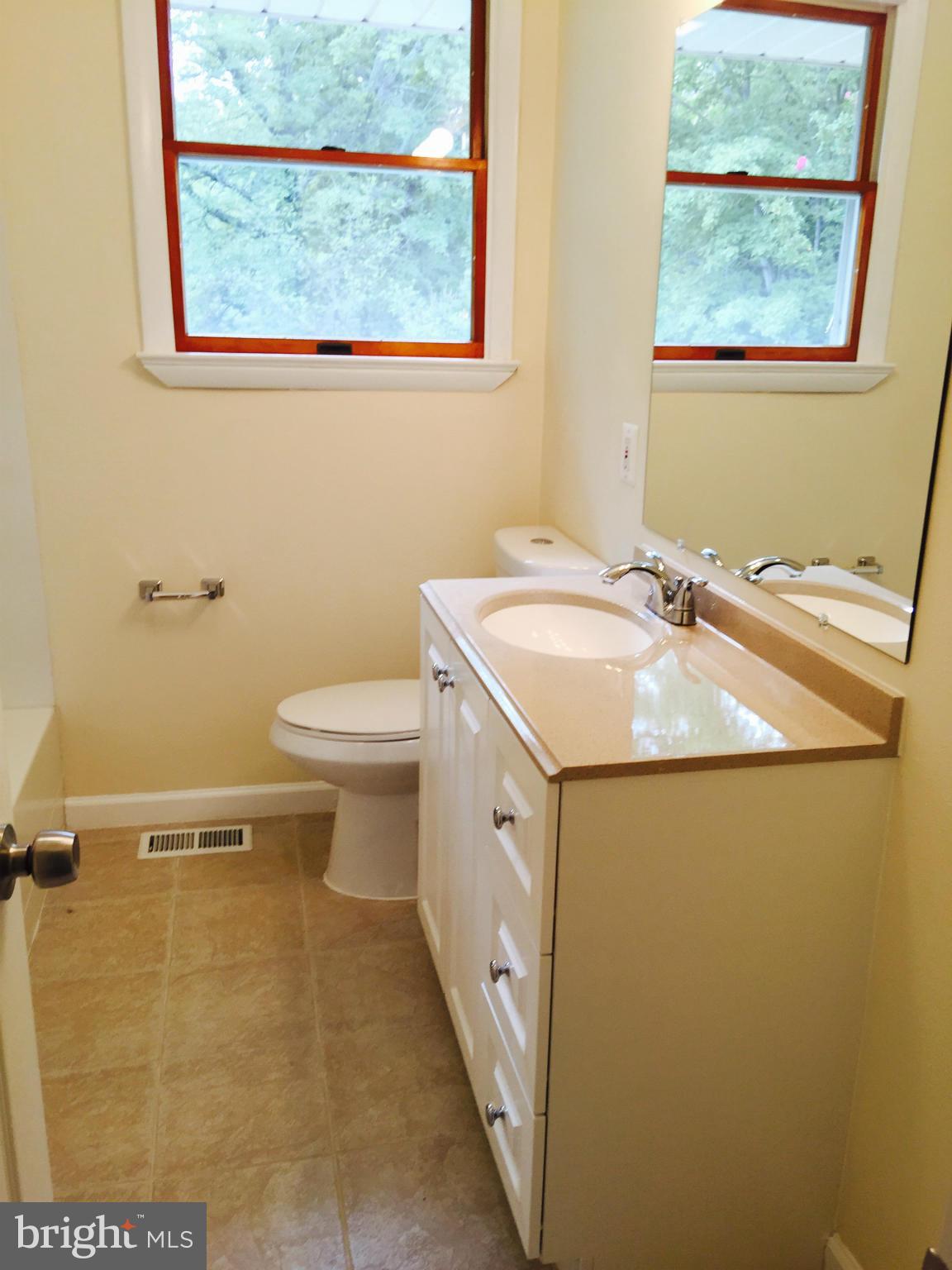 15920 Livingston Road Accokeek, MD 20607 - Photo 11 of 22 Bath