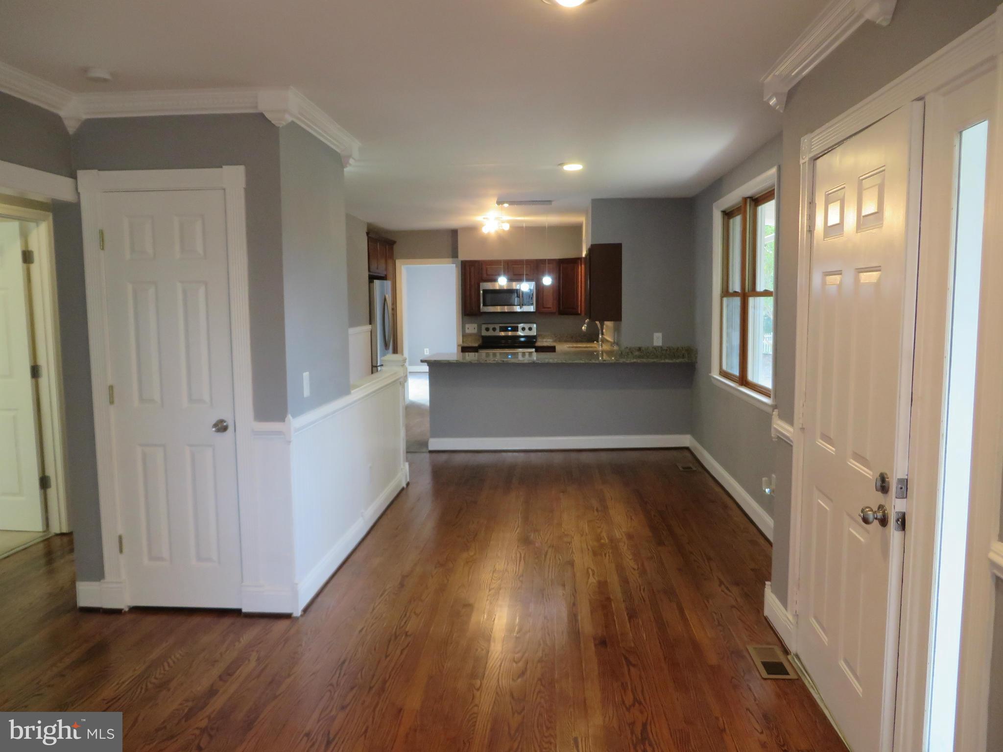 15920 Livingston Road Accokeek, MD 20607 - Photo 9 of 22 Dining Room
