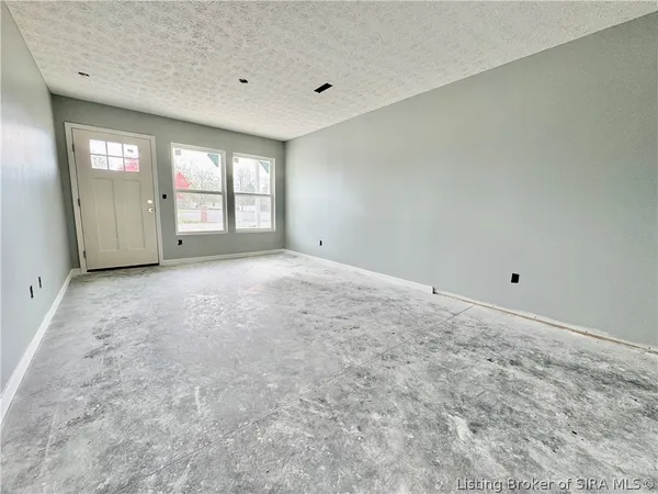 $189,900 | 39 East Madison Street, Scottsburg, IN 47170