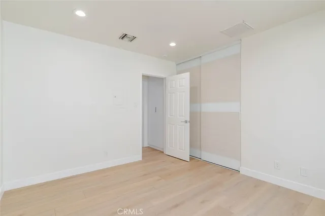 $2,400 | 320 East Dryden Street, Unit B, Glendale, CA 91207