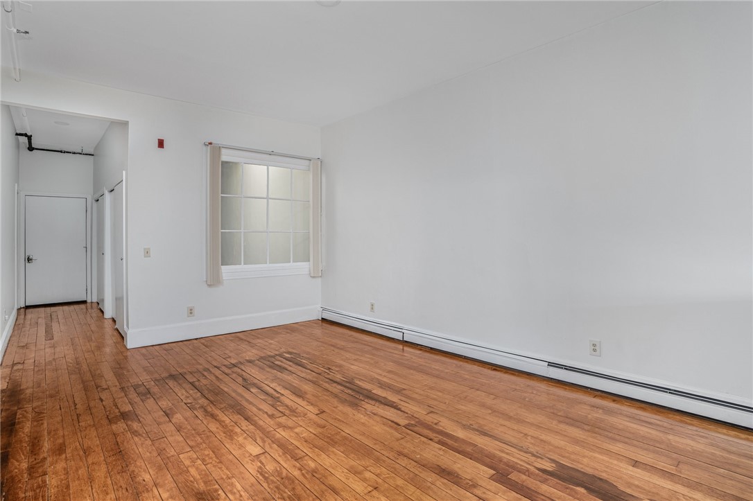 140 Thames Street Newport, RI 02840 - Photo 12 of 26