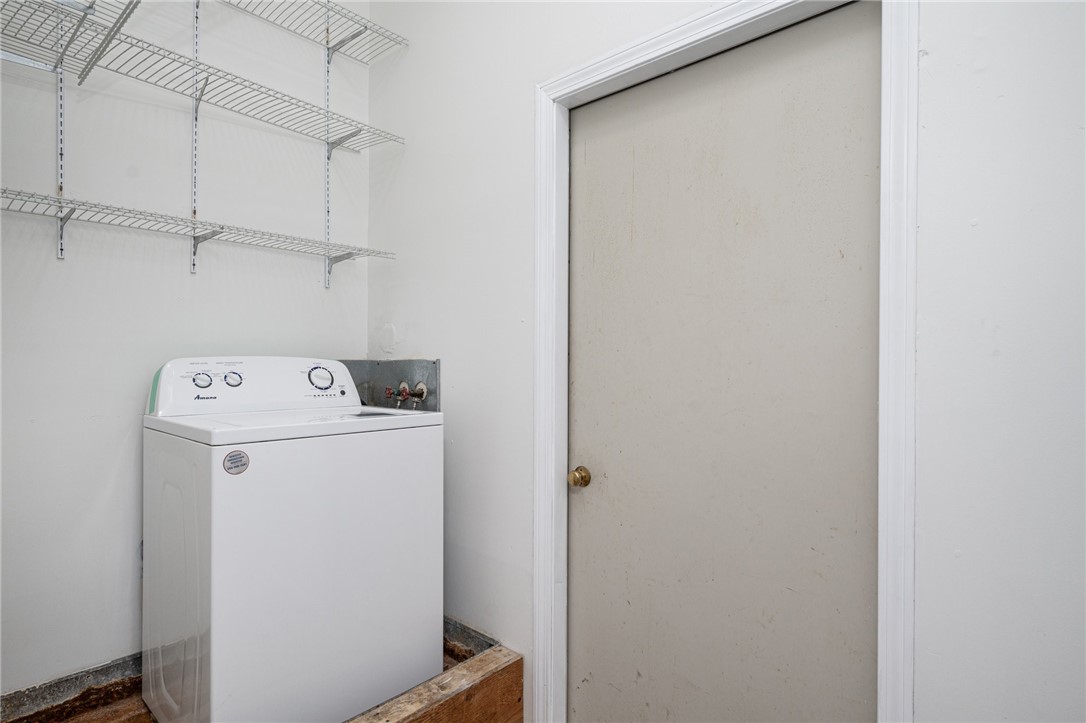 140 Thames Street Newport, RI 02840 - Photo 24 of 26 Laundry room - dryer is located through the closed door.