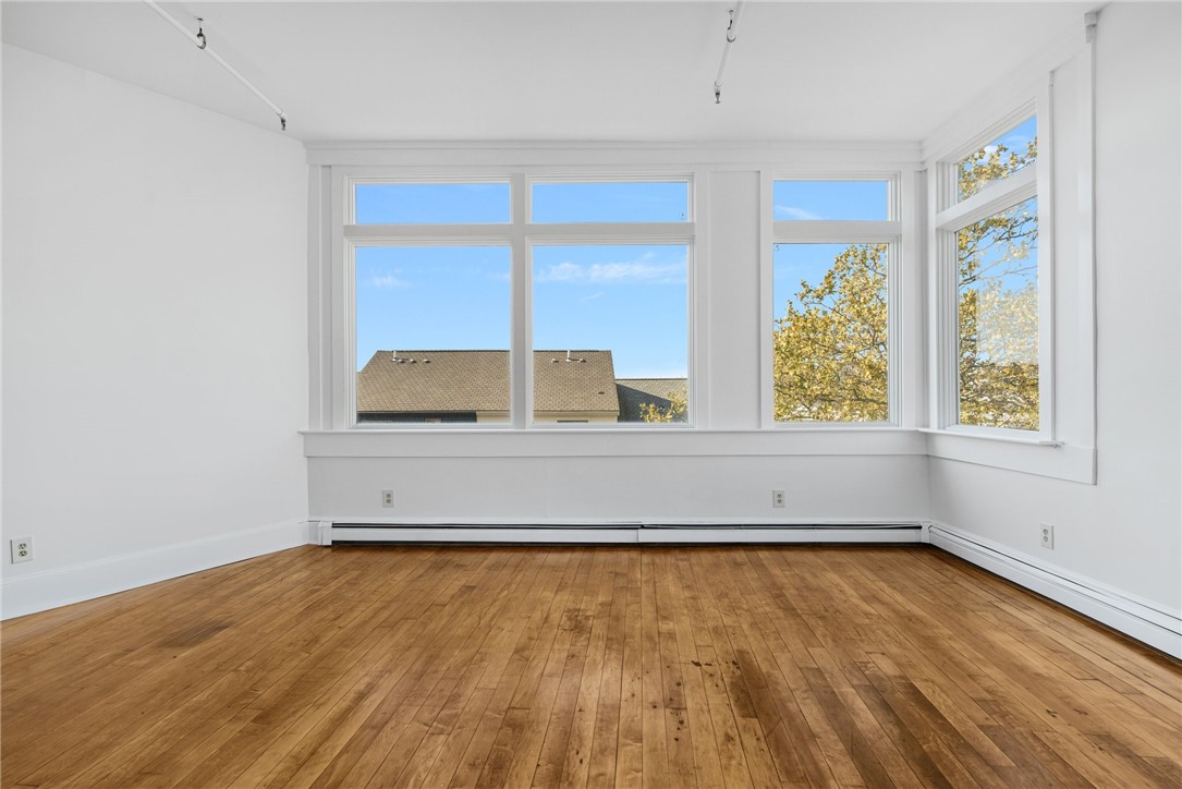 140 Thames Street Newport, RI 02840 - Photo 4 of 26