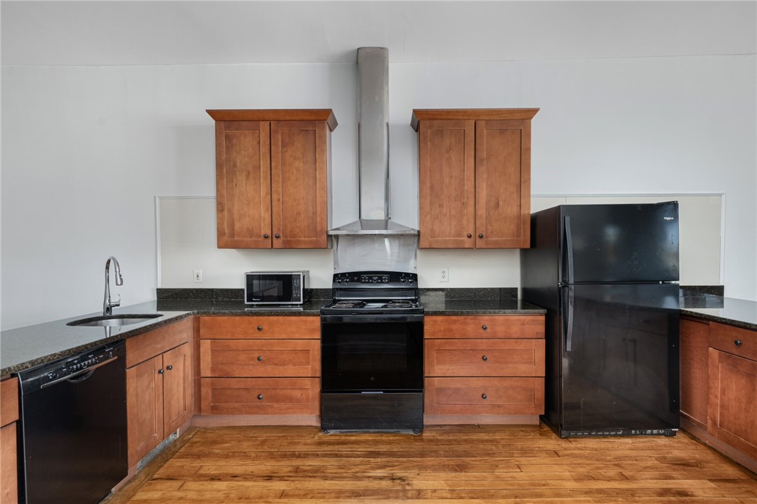 140 Thames Street Newport, RI 02840 - Photo 8 of 26