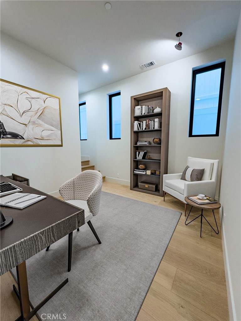 404 16th Street Manhattan Beach, CA 90266 - Photo 6 of 58 1st floor office (This image has been virtually staged.)