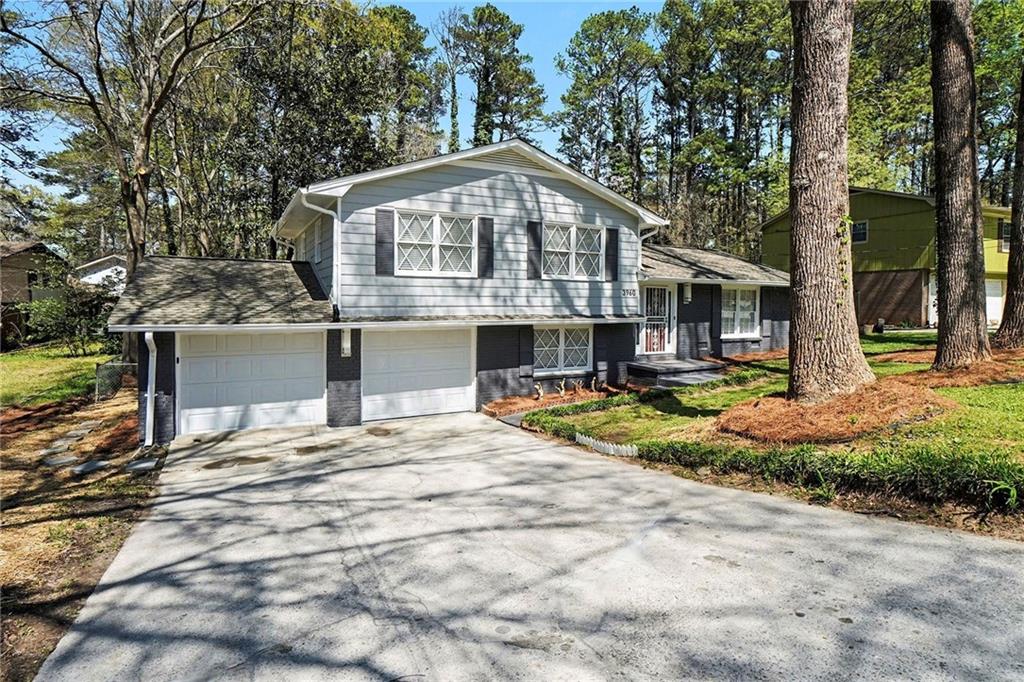 3960 Wedgefield Circle Decatur, GA 30035 - Photo 2 of 31