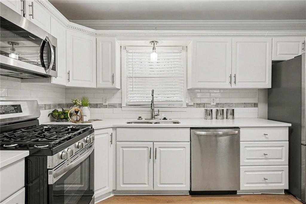3960 Wedgefield Circle Decatur, GA 30035 - Photo 10 of 31