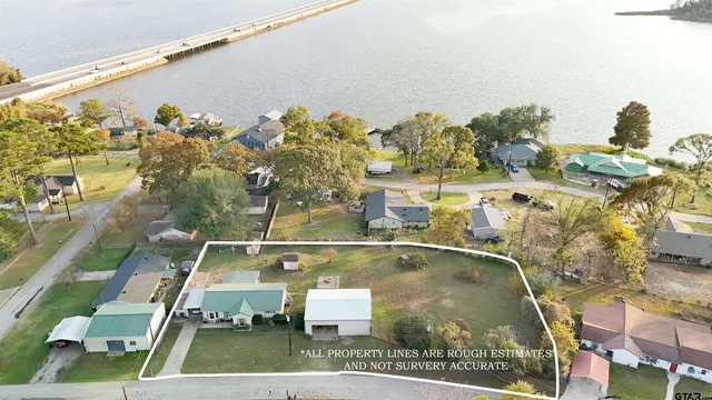 $249,000 | 22240 Deval Lane, Frankston, TX 75763