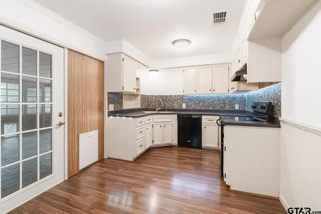 $249,000 | 22240 Deval Lane, Frankston, TX 75763