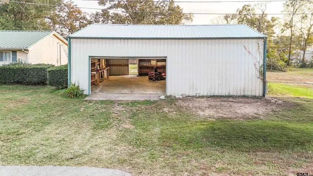 $249,000 | 22240 Deval Lane, Frankston, TX 75763