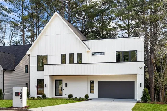 a picture of the table with chairs