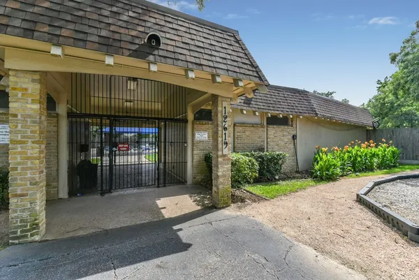$360,000 | 12802 Westmere Drive, Houston, TX 77077