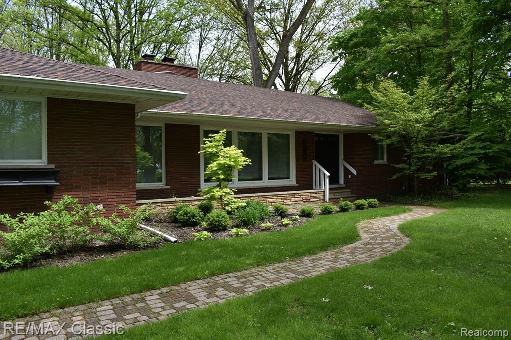 31974 Lahser Road Beverly Hills, MI 48025 - Photo 29 of 40