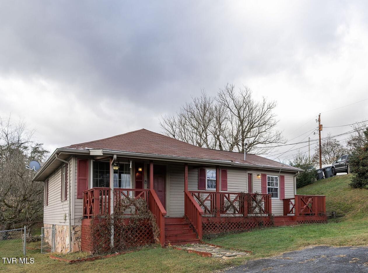 2217 Jett Road Kingsport, TN 37660 - Photo 1 of 38 2217 Jett Rd - 3