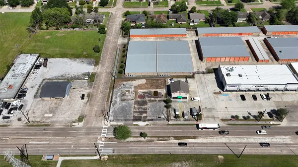 $2,250 | 13103 Hiram Clarke Road, Houston, TX 77045