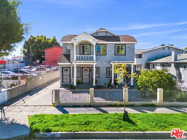 $999,000 | 1117 North Alexandria Avenue, Los Angeles, CA 90029