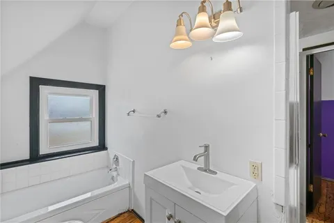 $849,900 | 627 South Aiken Avenue, Pittsburgh, PA 15232