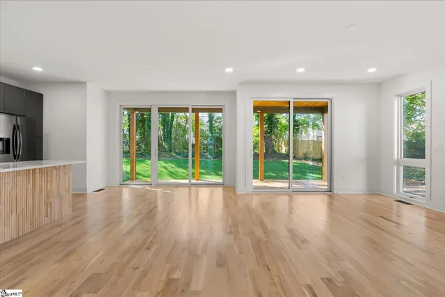 $799,999 | 18 Doe Street, Greenville, SC 29611