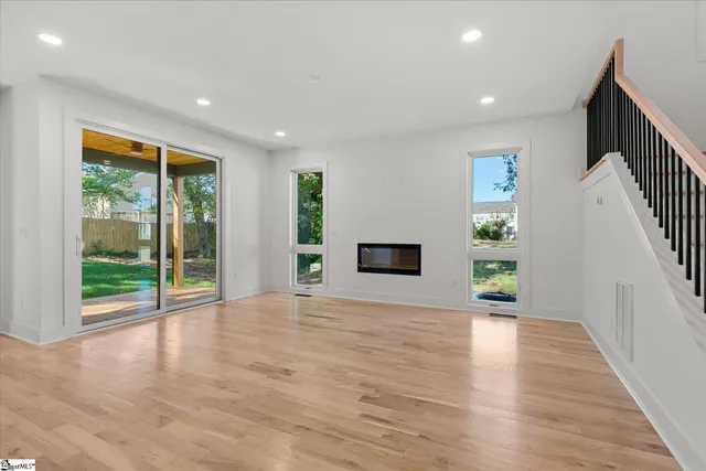 $799,999 | 18 Doe Street, Greenville, SC 29611