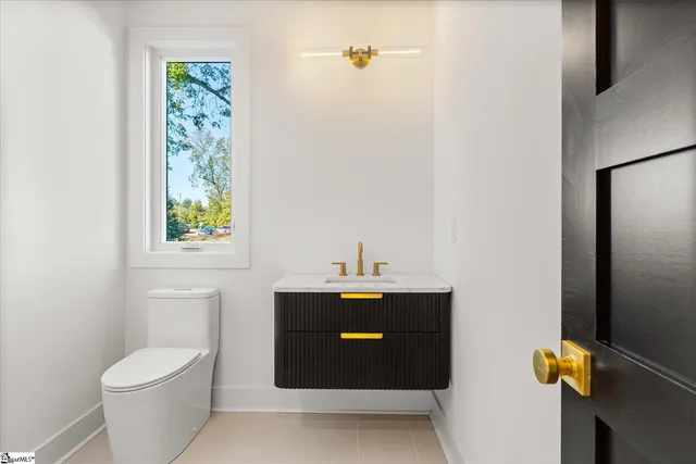 $799,999 | 18 Doe Street, Greenville, SC 29611