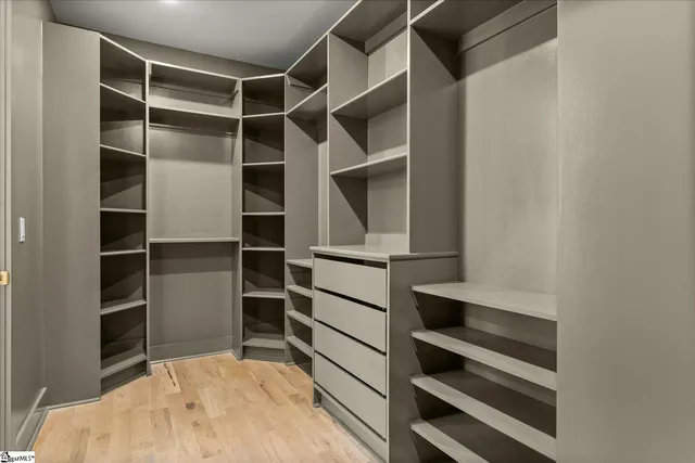 $799,999 | 18 Doe Street, Greenville, SC 29611