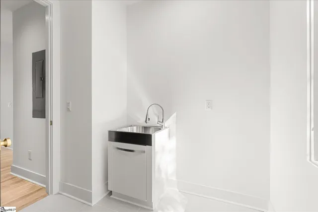 $799,999 | 18 Doe Street, Greenville, SC 29611