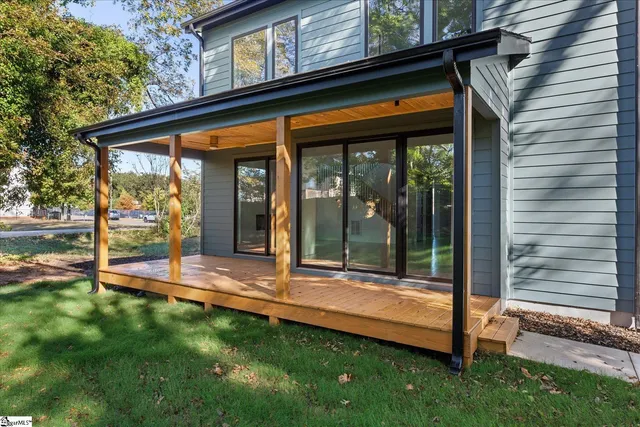 $799,999 | 18 Doe Street, Greenville, SC 29611