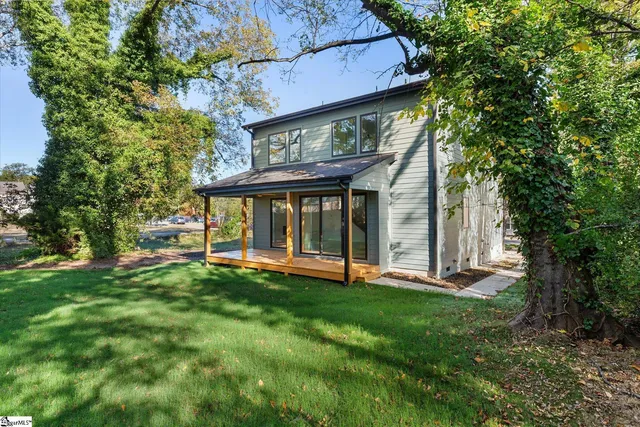 $799,999 | 18 Doe Street, Greenville, SC 29611