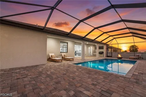 $499,999 | 4107 Northwest 37th Street, Cape Coral, FL 33993