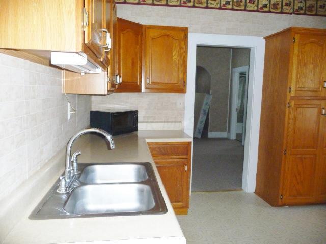 7757 Chadwick Road Gambier, OH 43022 - Photo 7 of 14 Gallery Image 7