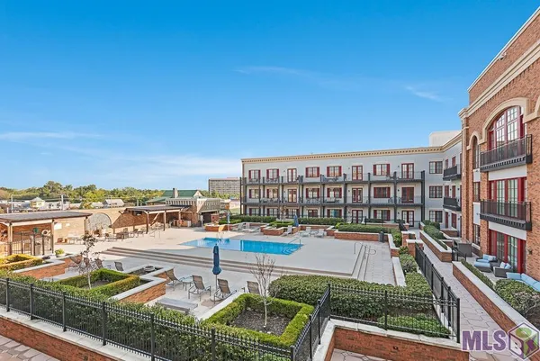 $319,500 | 7707 Bluebonnet Boulevard, Unit 307, Baton Rouge, LA 70810