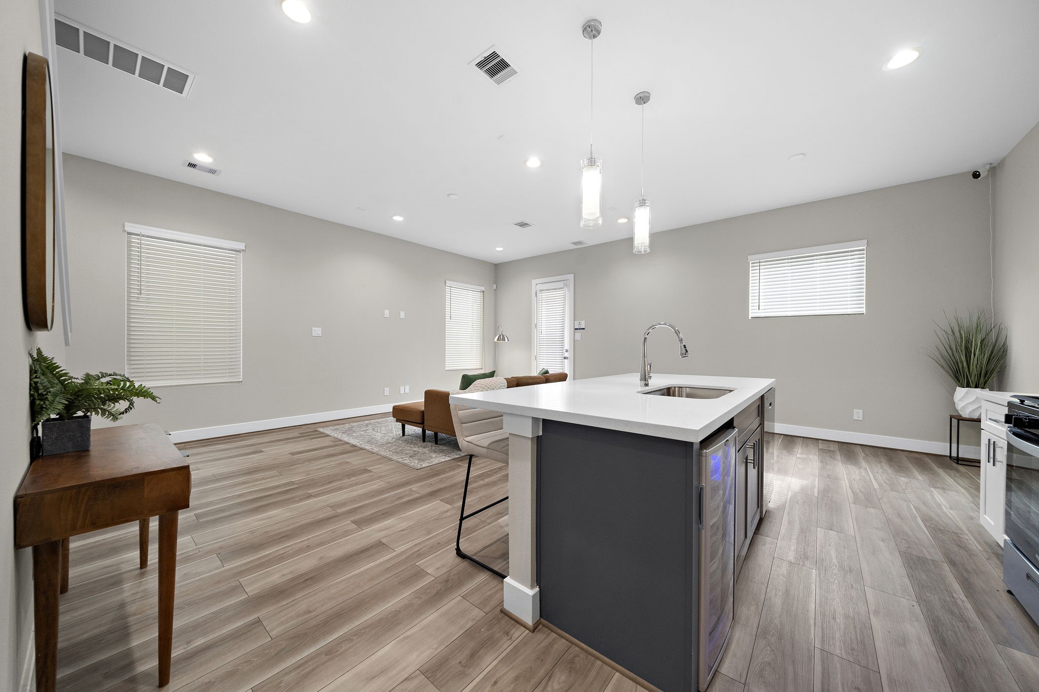 8402 Curry Road Houston, TX 77093 - Photo 19 of 32