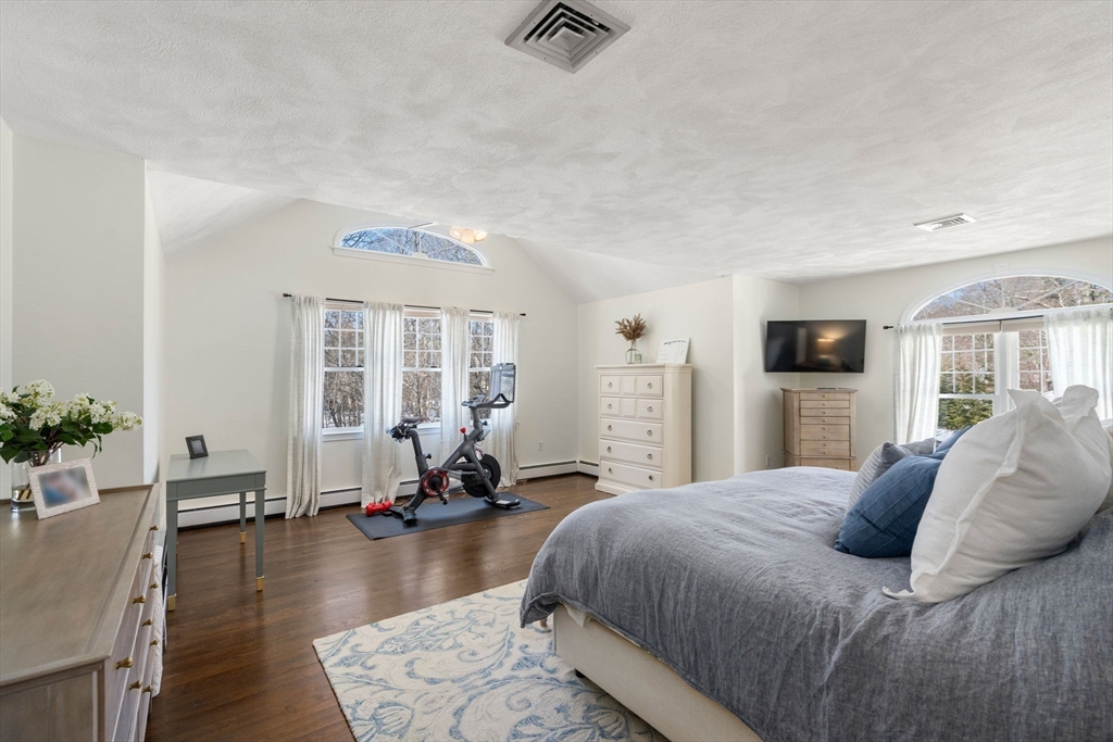 17 Boyden Road Medfield, MA 02052 - Photo 22 of 36