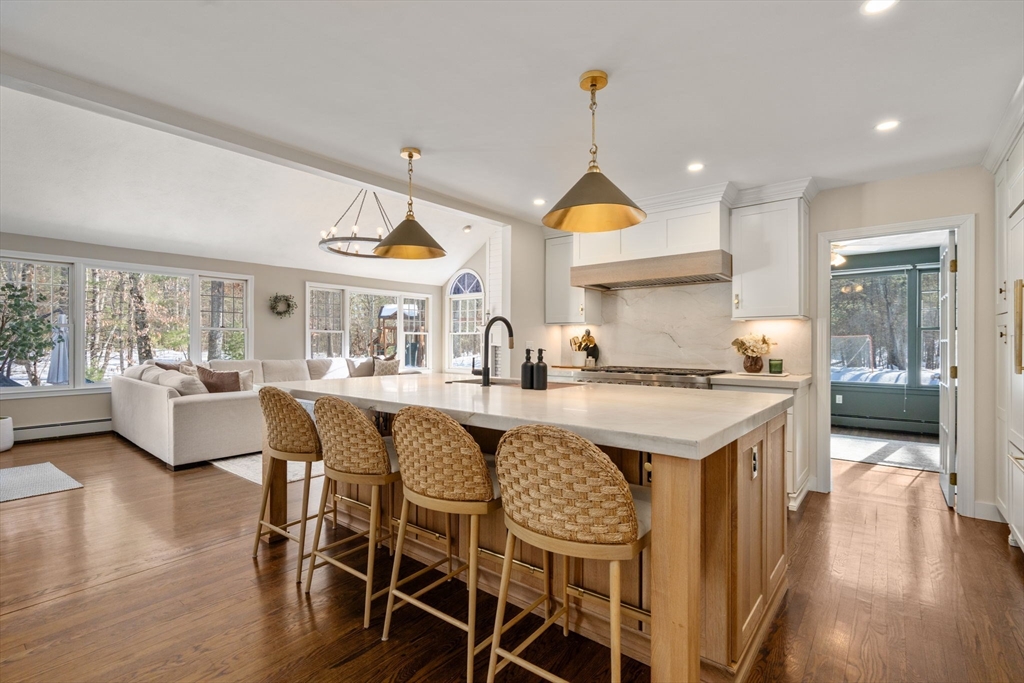 17 Boyden Road Medfield, MA 02052 - Photo 4 of 36