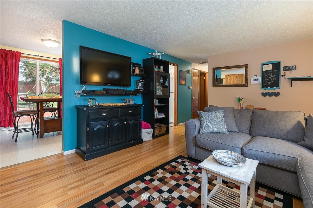 11906 Southeast 168th Street Renton, WA 98058 - Photo 11 of 20 Gallery Image 11