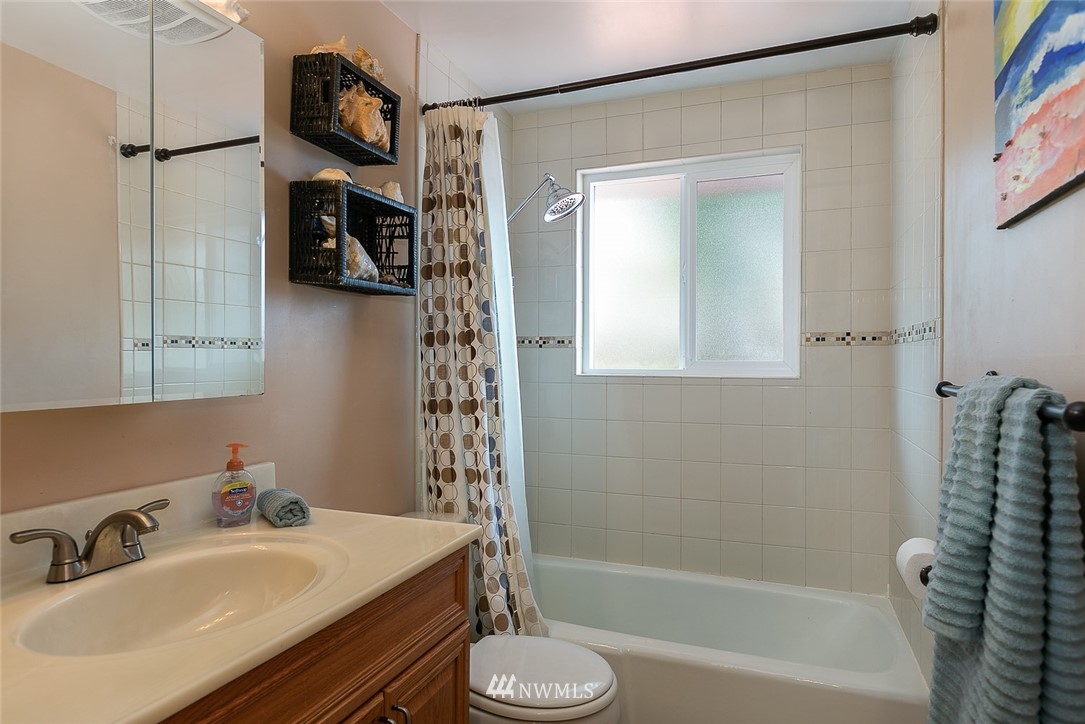 11906 Southeast 168th Street Renton, WA 98058 - Photo 17 of 20 Gallery Image 17