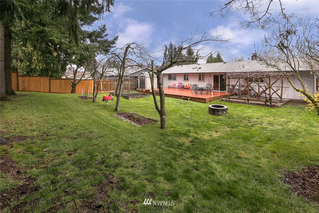 11906 Southeast 168th Street Renton, WA 98058 - Photo 5 of 20 Gallery Image 5