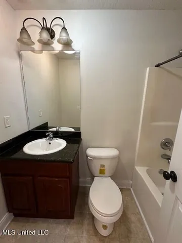 $1,375 | 269 Graham Avenue, Biloxi, MS 39530