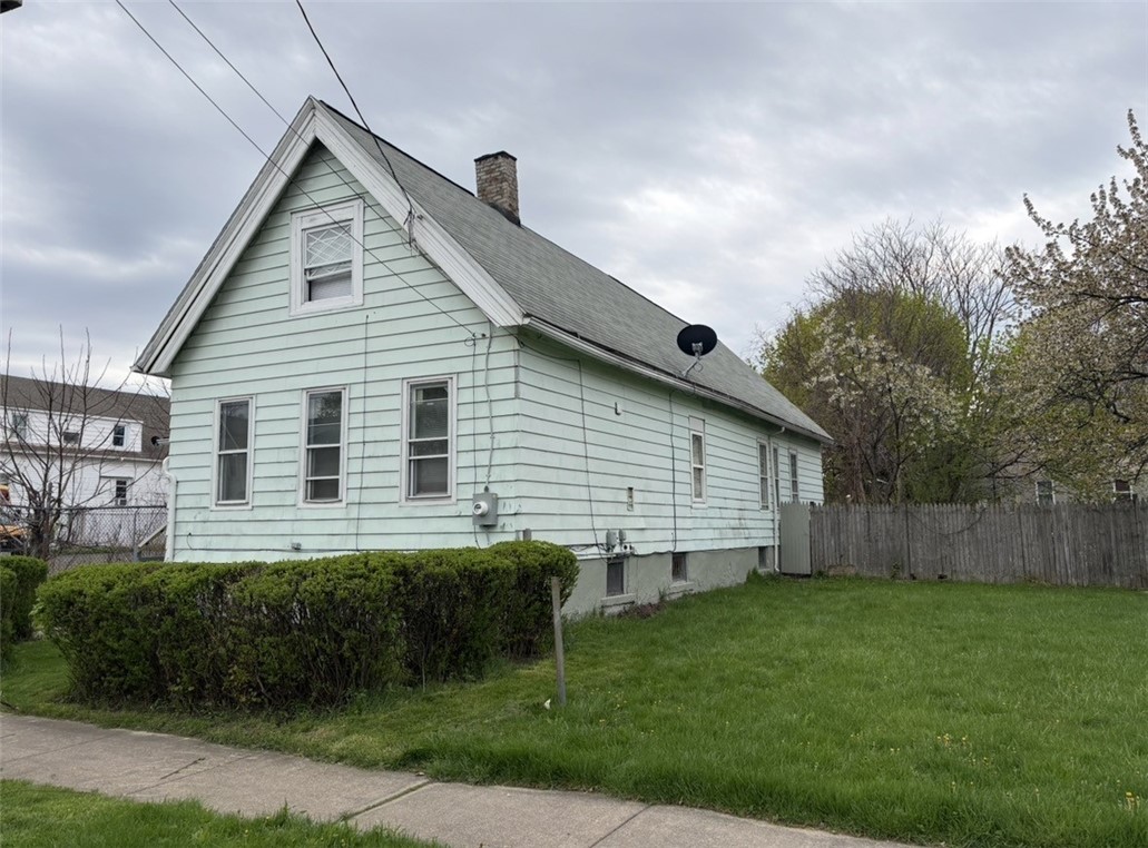 79 Scrantom Street Rochester, NY 14605 - Photo 3 of 36